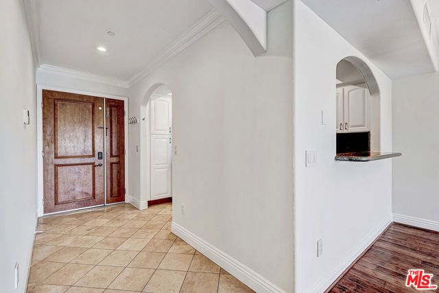 1520 S Shenandoah Street 304, Los Angeles, CA 90035