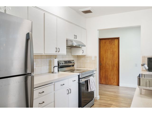 444 Se 153RD Ave, Portland, OR 97233