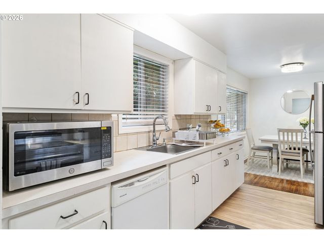 444 Se 153RD Ave, Portland, OR 97233