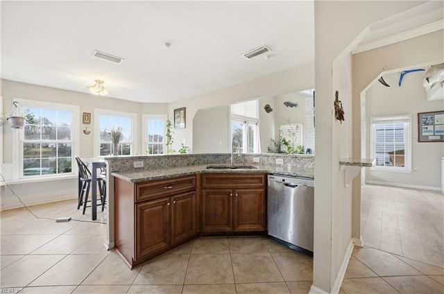 3201 Barberry LN, Virginia Beach, VA 23453