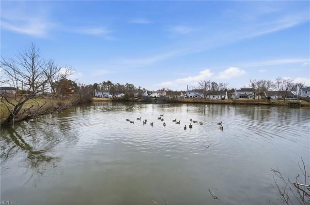 3201 Barberry LN, Virginia Beach, VA 23453