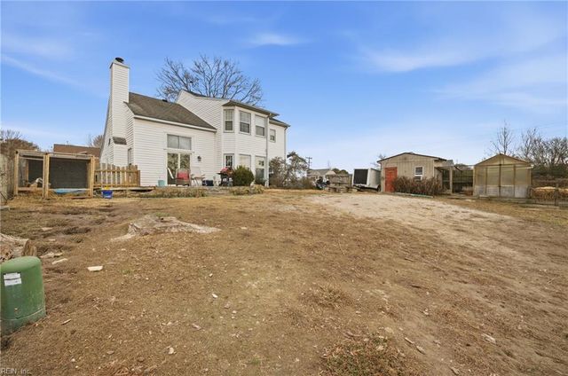 3201 Barberry LN, Virginia Beach, VA 23453