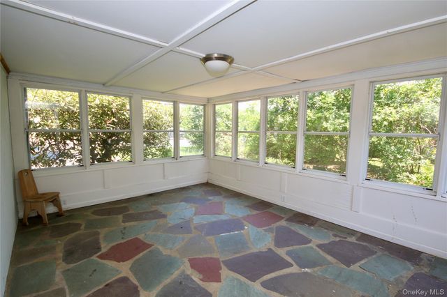 69 Dogwood Road, Northport, NY 11768