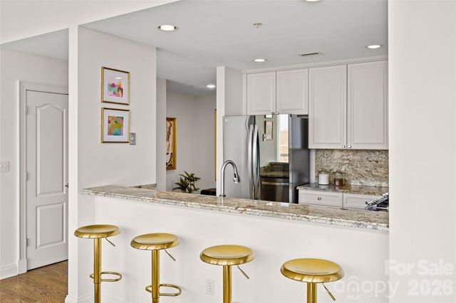 315 Arlington Avenue 903, Charlotte, NC 28203