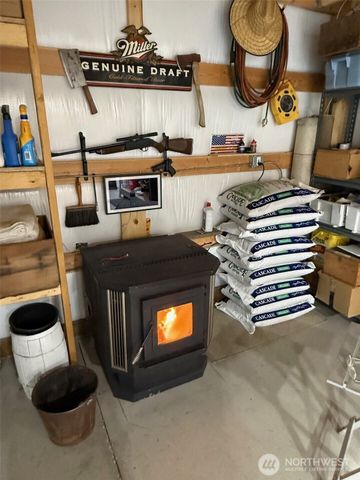 82 Nichols Road, Omak, WA 98841