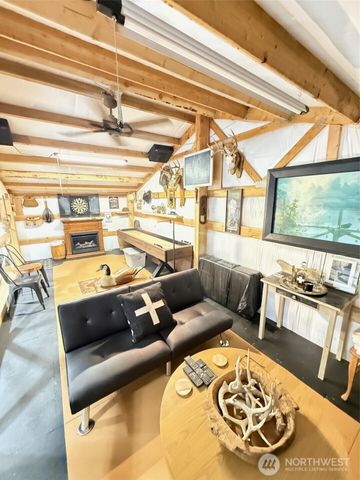 82 Nichols Road, Omak, WA 98841