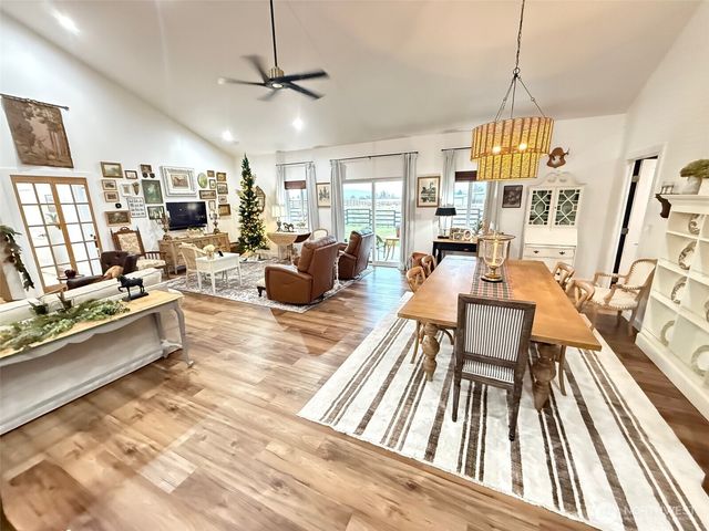 82 Nichols Road, Omak, WA 98841