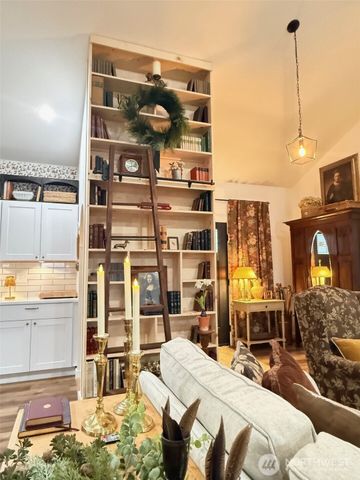 82 Nichols Road, Omak, WA 98841