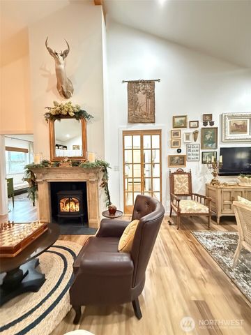 82 Nichols Road, Omak, WA 98841