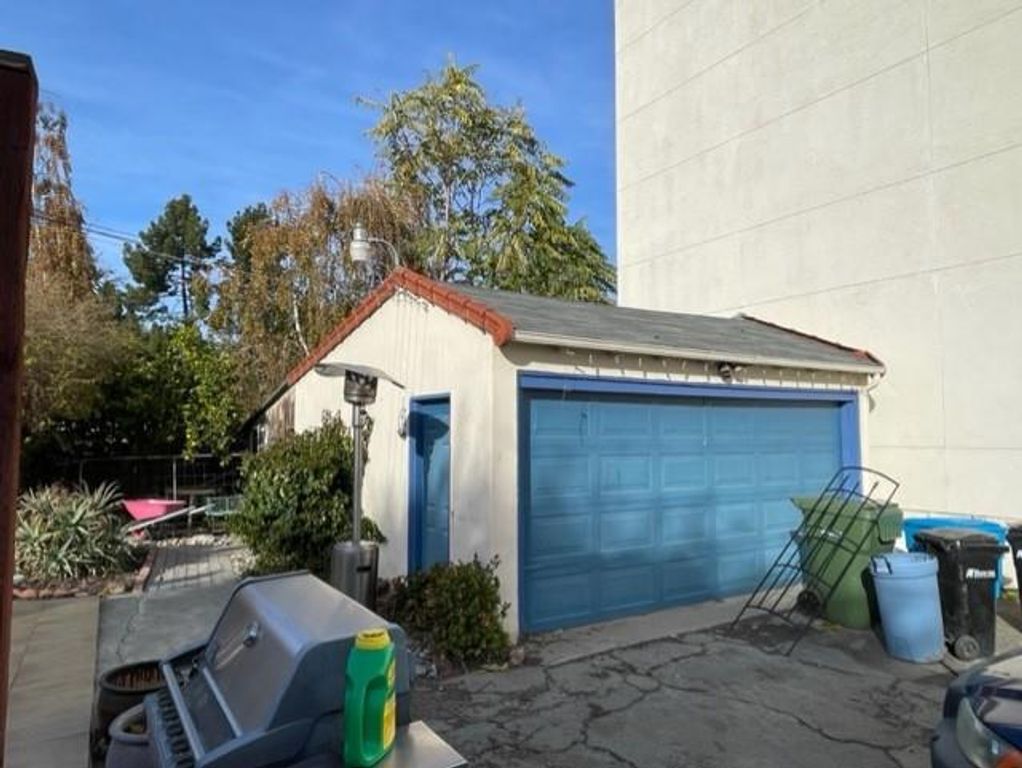Image 5 of property listing at 935 Di Giulio Court, Santa Clara, CA 95050