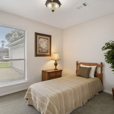 523 White Wing Court, Dickinson, TX 77539