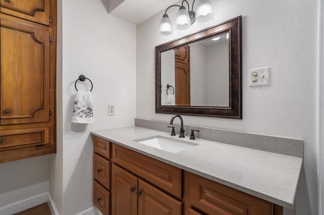 523 White Wing Court, Dickinson, TX 77539