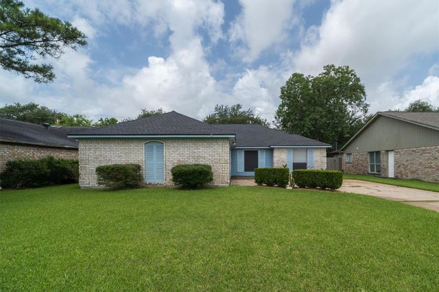 523 White Wing Court, Dickinson, TX 77539