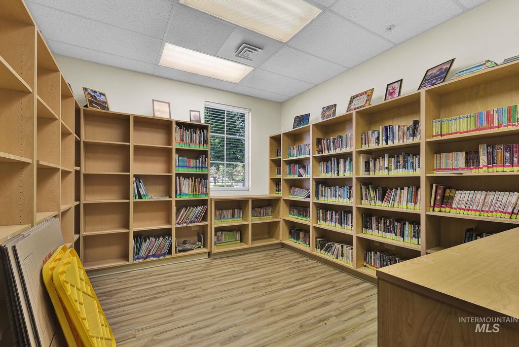 1400 N Park Lane, Eagle, ID 83616 photo 11