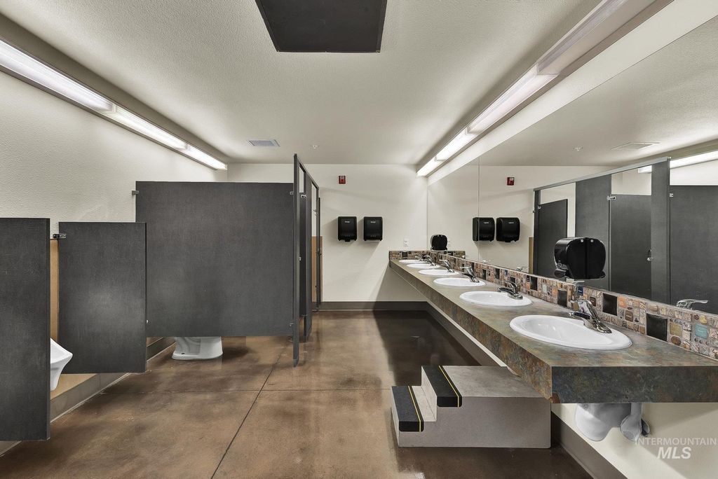 1400 N Park Lane, Eagle, ID 83616 photo 20