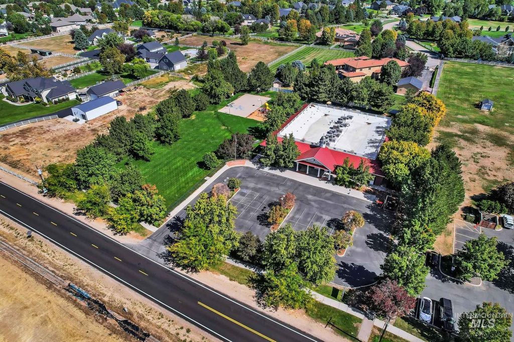 1400 N Park Lane, Eagle, ID 83616 photo 36