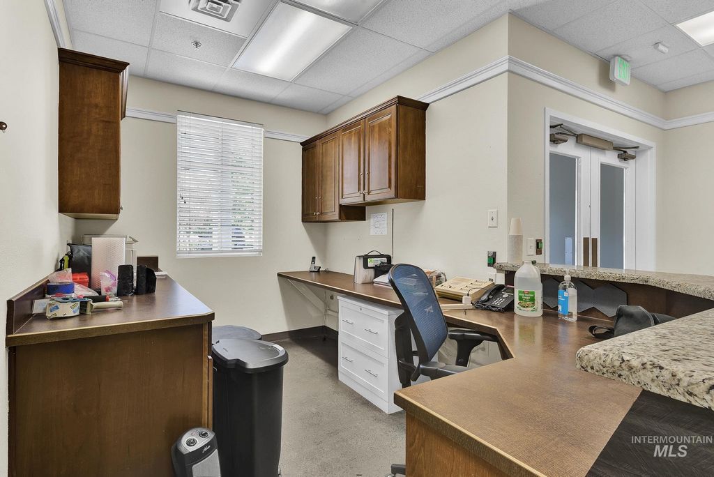 1400 N Park Lane, Eagle, ID 83616 photo 8