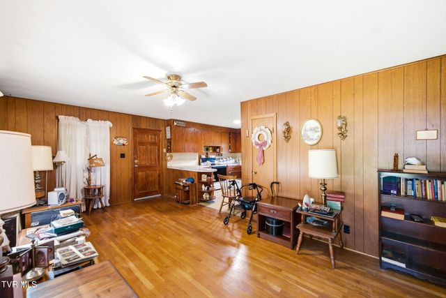 948 King Mill Pike, Bristol, VA 24201