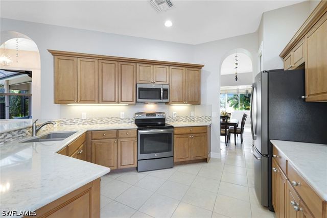 28201 L Burton Fletcher CT, Bonita Springs, FL 34135