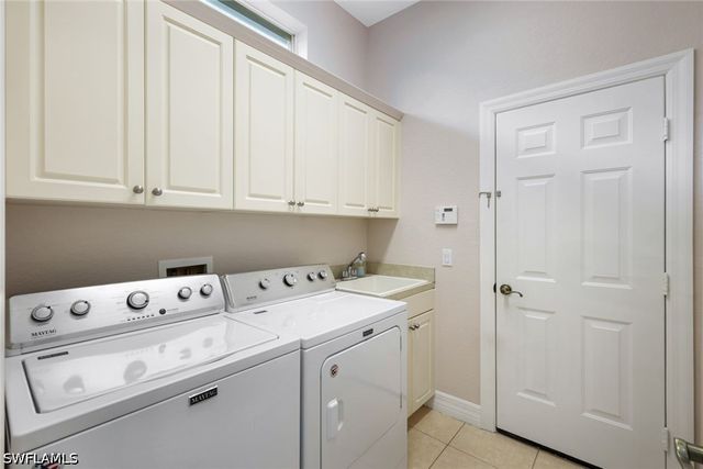 28201 L Burton Fletcher CT, Bonita Springs, FL 34135
