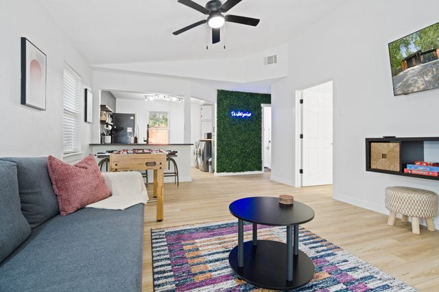 2268 Seminole Trail, Quinlan, TX 75474