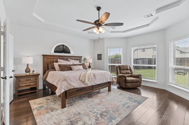 4804 Wharton Avenue, Aubrey, TX 76227