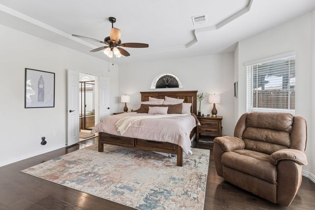 4804 Wharton Avenue, Aubrey, TX 76227