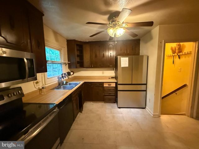 12200 BRECKINRIDGE LN, Woodbridge, VA 22192