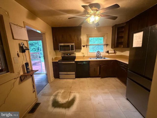 12200 BRECKINRIDGE LN, Woodbridge, VA 22192