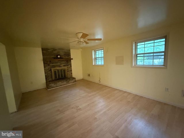 12200 BRECKINRIDGE LN, Woodbridge, VA 22192