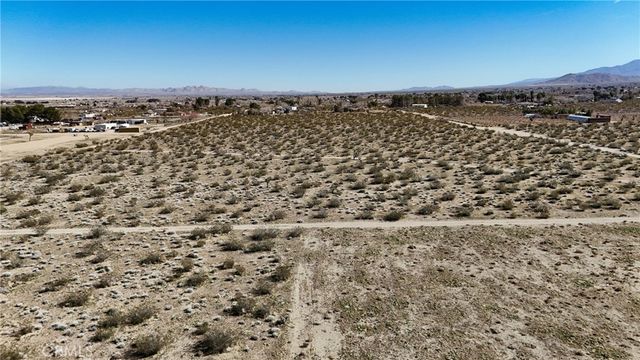 799 Bullrush Road, Lucerne Valley, CA 92356