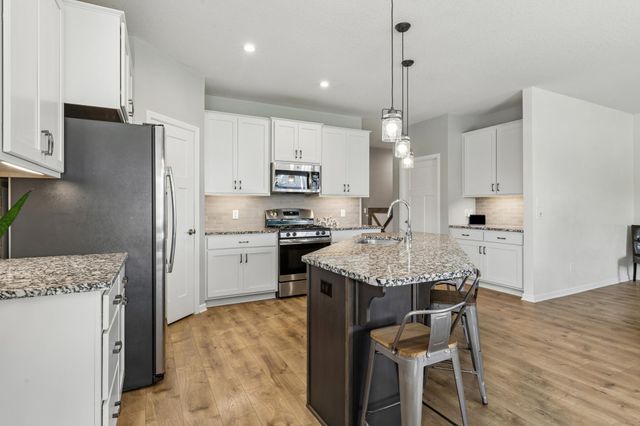 4305 Cottagewood Court, Excelsior, MN 55331