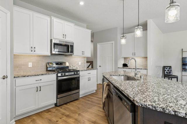 4305 Cottagewood Court, Excelsior, MN 55331