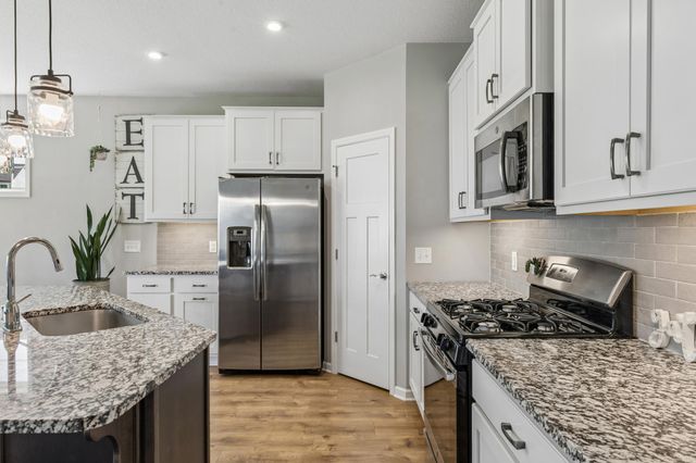 4305 Cottagewood Court, Excelsior, MN 55331