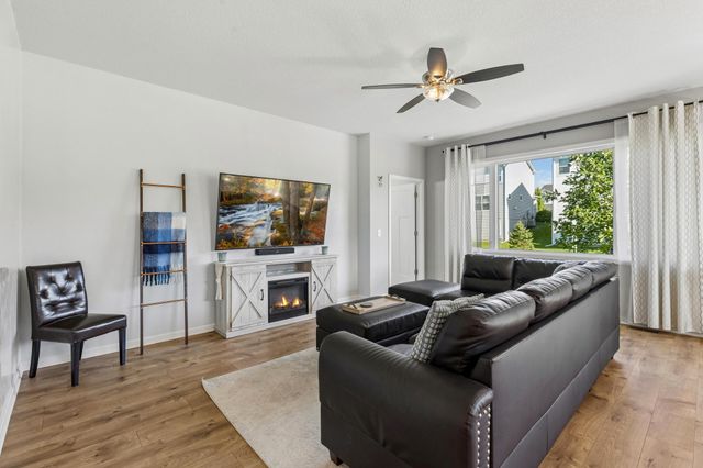 4305 Cottagewood Court, Excelsior, MN 55331