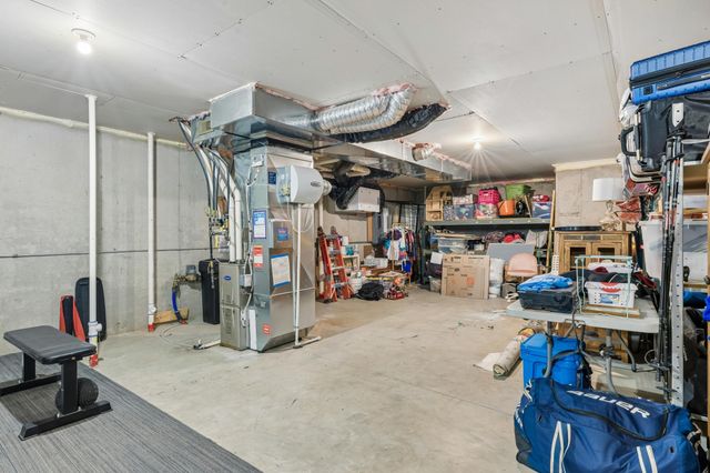 4305 Cottagewood Court, Excelsior, MN 55331