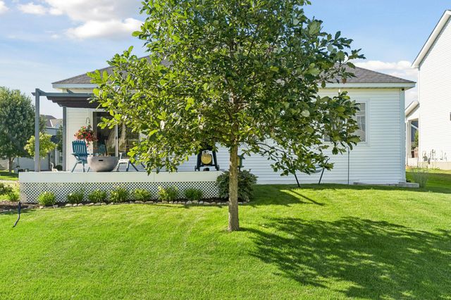 4305 Cottagewood Court, Excelsior, MN 55331