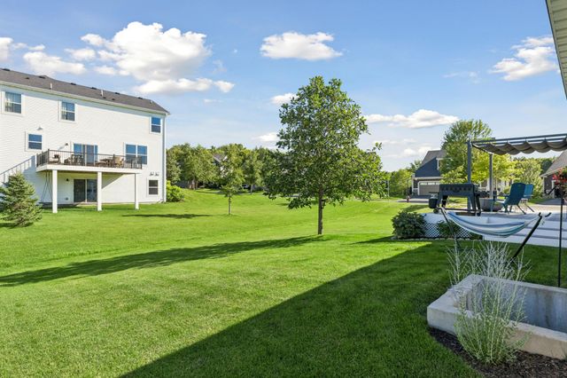 4305 Cottagewood Court, Excelsior, MN 55331