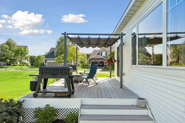 4305 Cottagewood Court, Excelsior, MN 55331