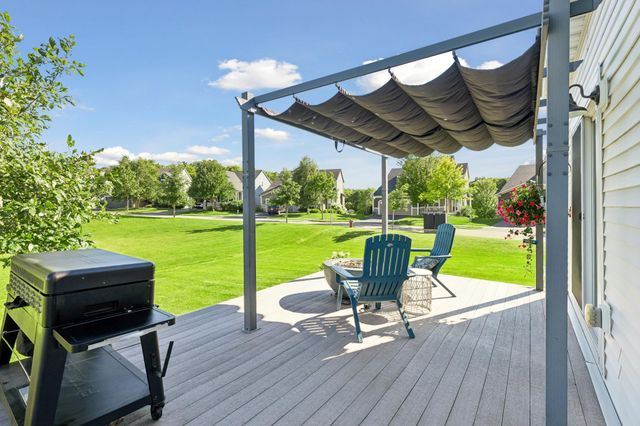 4305 Cottagewood Court, Excelsior, MN 55331