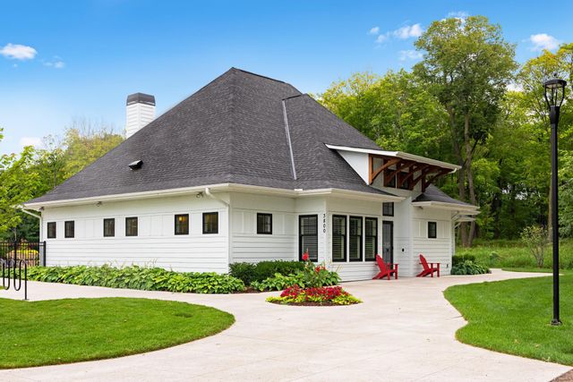 4305 Cottagewood Court, Excelsior, MN 55331