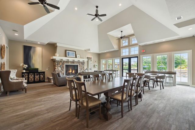 4305 Cottagewood Court, Excelsior, MN 55331