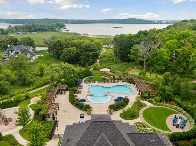 4305 Cottagewood Court, Excelsior, MN 55331
