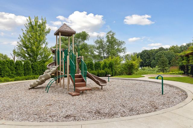 4305 Cottagewood Court, Excelsior, MN 55331
