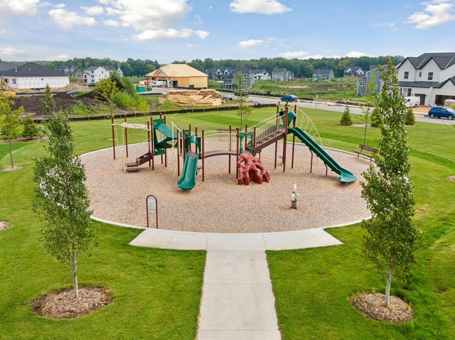 4305 Cottagewood Court, Excelsior, MN 55331