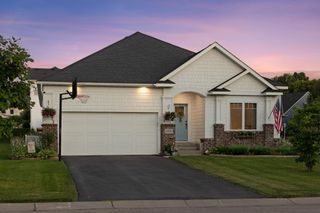 4305 Cottagewood Court, Excelsior, MN 55331