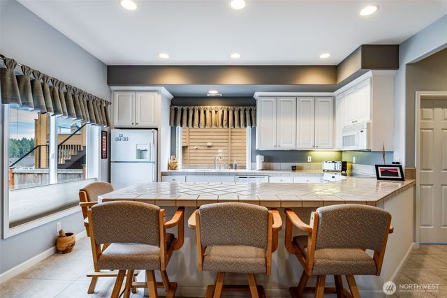 3811 53rd Street NE, Tacoma, WA 98422