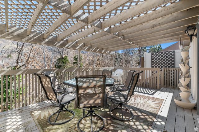 1954 N 2600 E, Layton, UT 84040