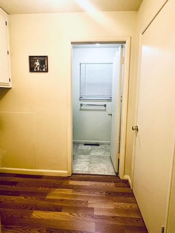 923 Rosemary Street, Aurora, MO 65605