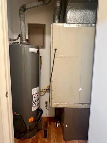 923 Rosemary Street, Aurora, MO 65605